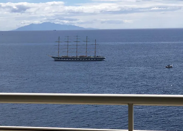 Vue Exceptionnelle Début Cap Corse La Pier Noire San-Martino-di-Lota